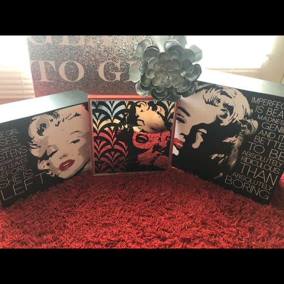 Marilyn Monroe bundle - Picture 3 of 4